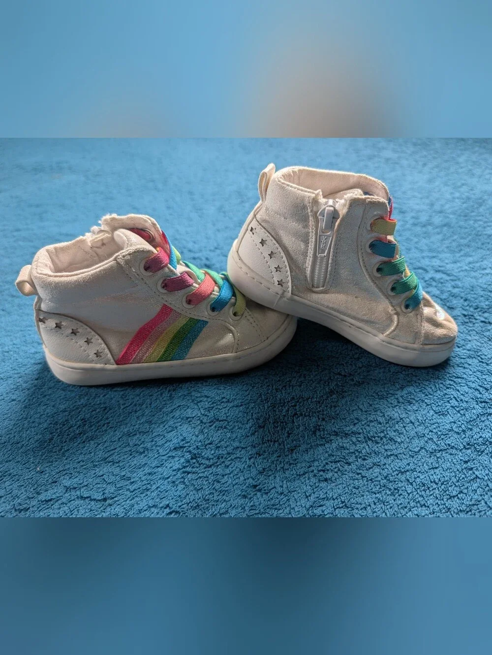 GAP White High-Top Kids Sneakers with Rainbow Stripes Girls 7